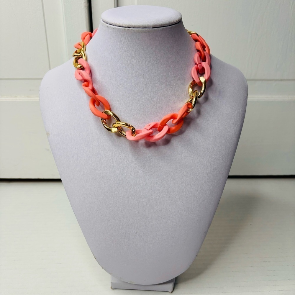 New ADORNIA Pink Curb Chain Necklace - Picture 2 of 8